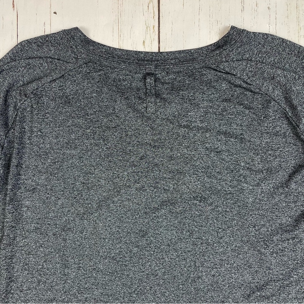 Lululemon License To Train Long Sleeve‎ - Picture 7 of 9